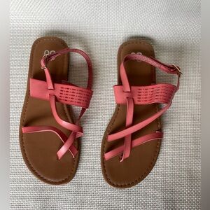 SO Women’s Pink Flat Sandals With Gold Buckles Size 8